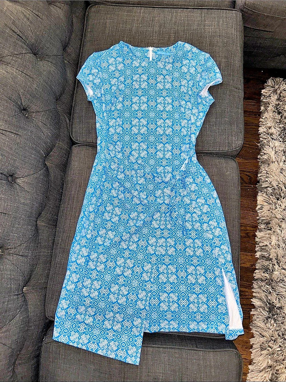 J McLaughlin Blue & White Geometric Dress Medium